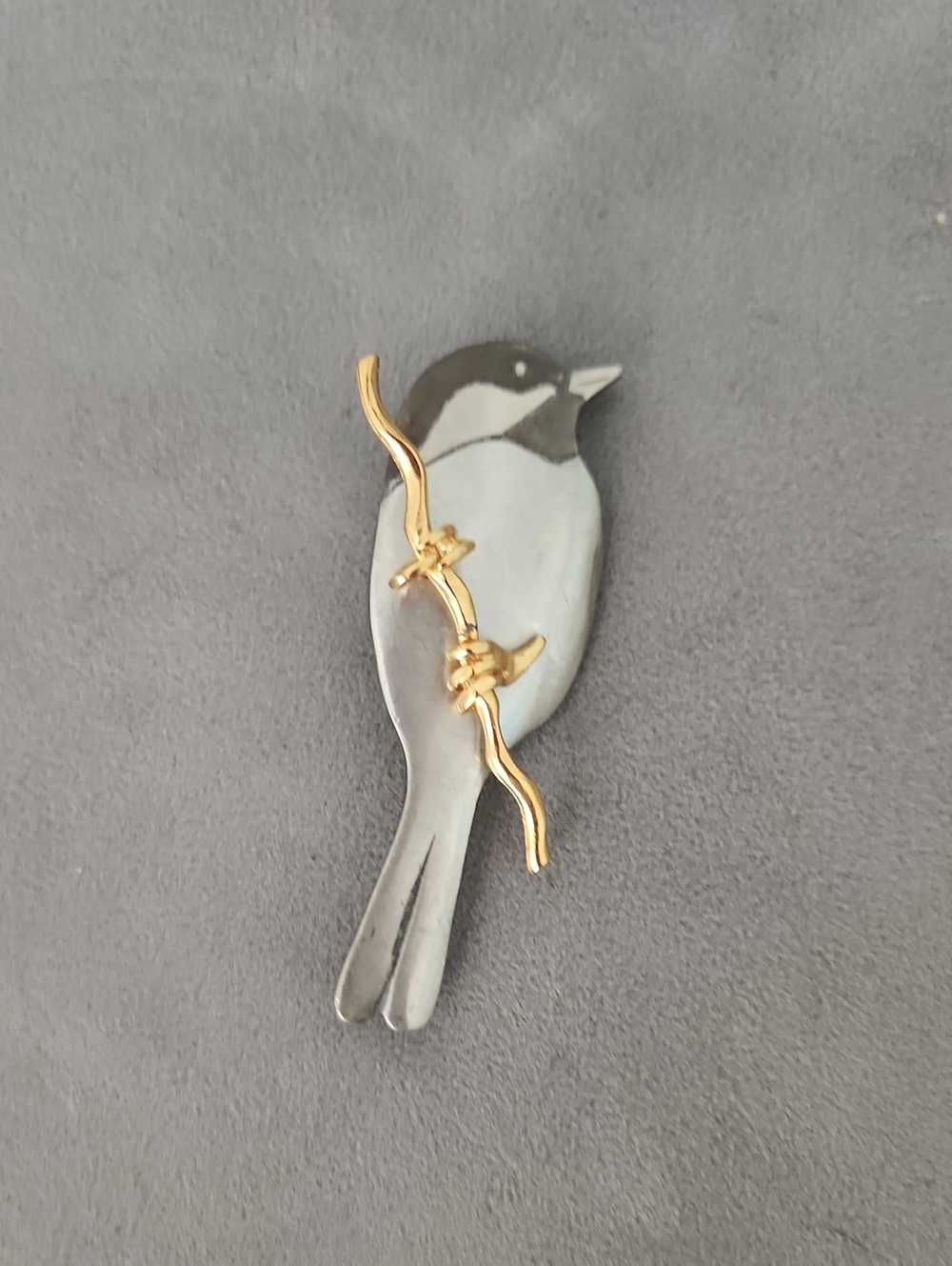 Shields Pewter Gold Accent Gray Bird Brooch - Decorative Bird Pin